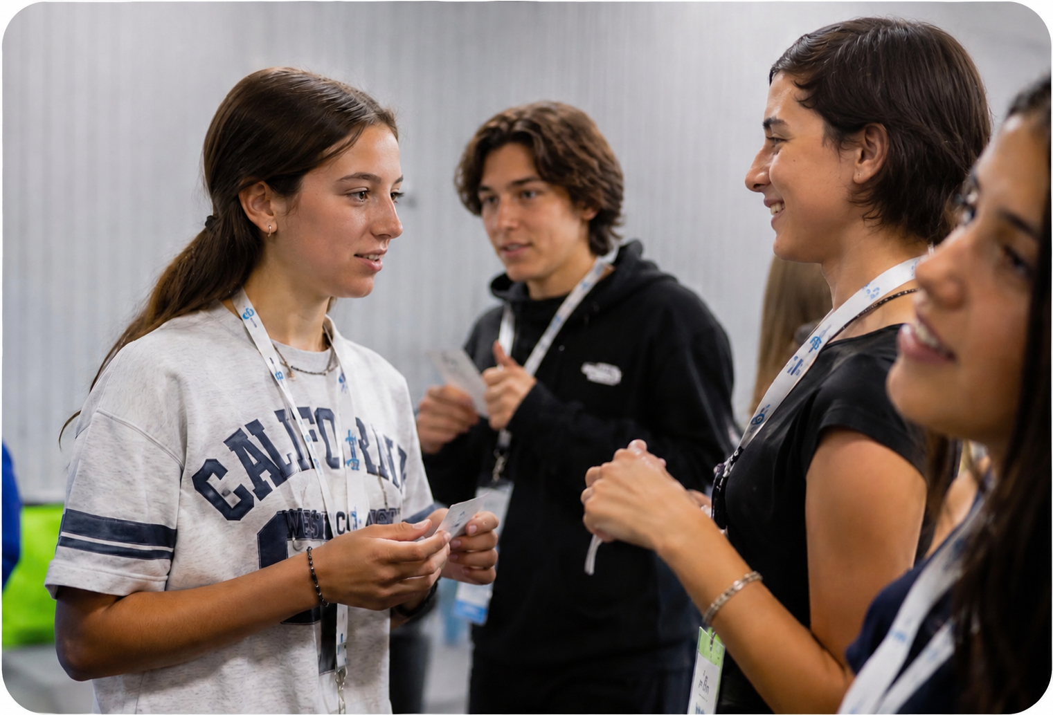 Estudiantes internacionales en el campus de UCD